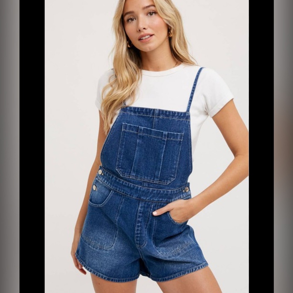 Women’s denim overall shorts One Piece- adjustable- Bluivy NWT
